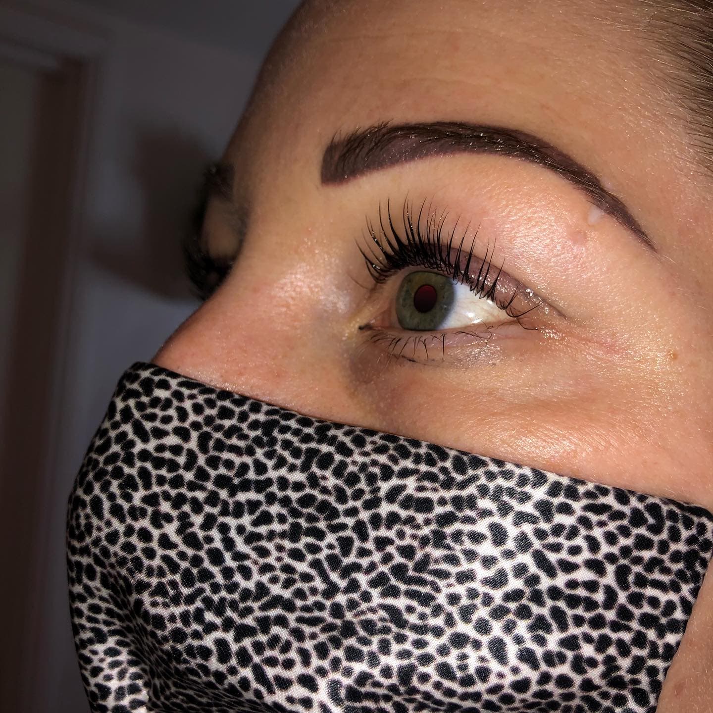 Healthy natural lashes after LVL lash lift treatment