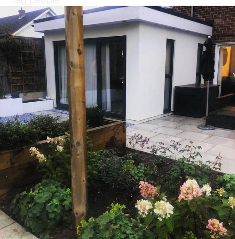 The White Beauty Room